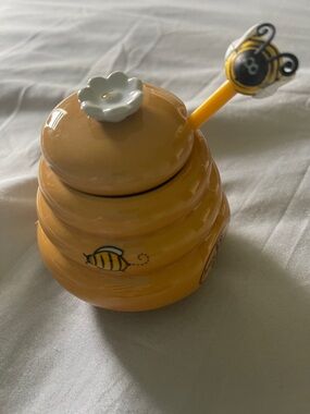 Kids Honey Pot Play Set - Yellow Bee Design